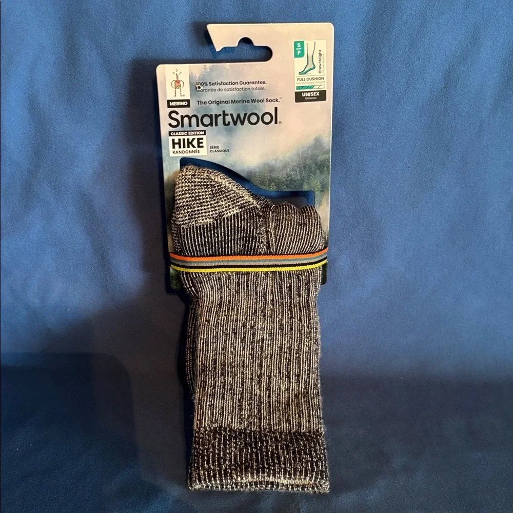 NWT Smartwool Hike Unisex Merino Wool Socks Sz Small